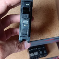 15 Amp Qo Breaker 