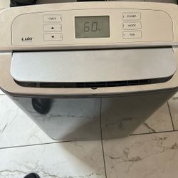 13000 BTU  Portable Air Conditioner 