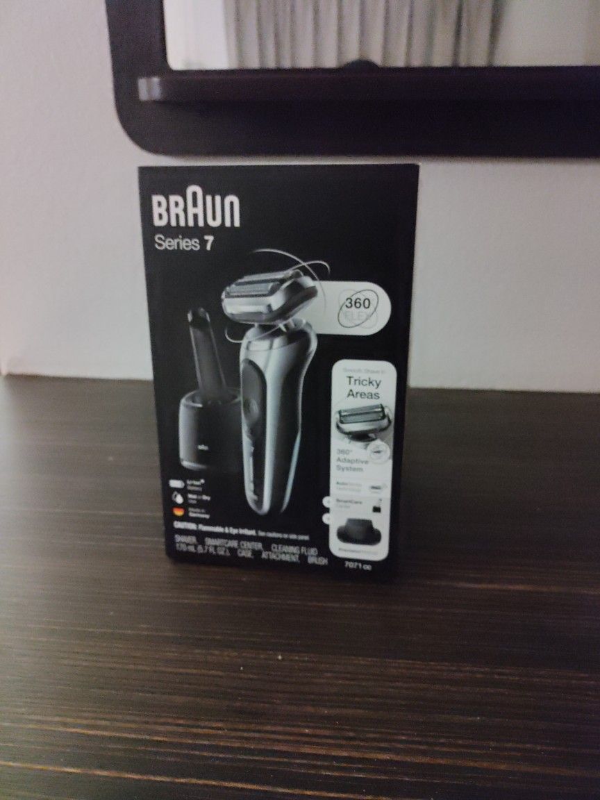 BRAUN Series 7