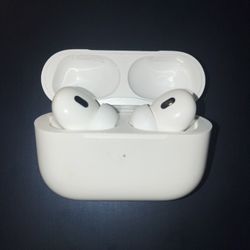 AirPods Pro (2nd generation) with MagSafe Charging Case (USB-C)