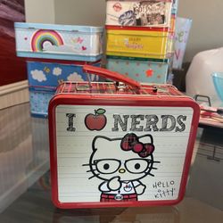 Hello Kitty Lunch Box