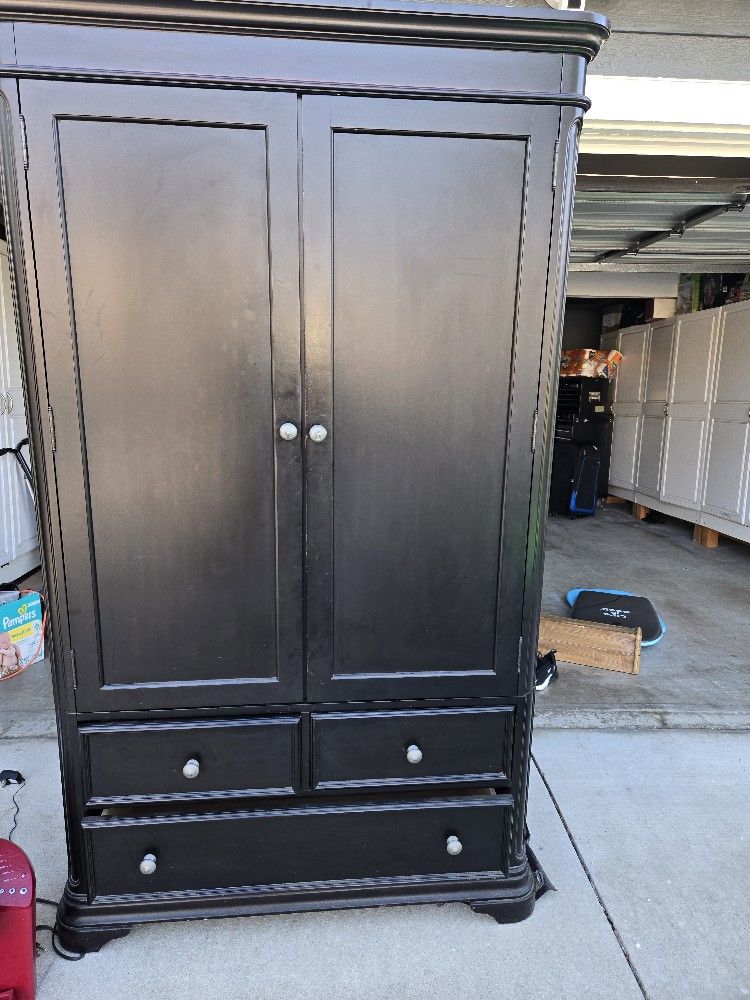 Armoire Black