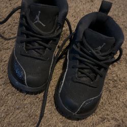 Jordan 12s Size 7c $15