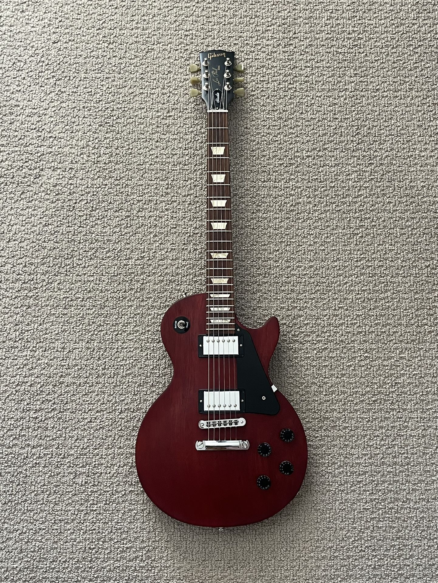 2009 Gibson - Les Paul Studio Guitar