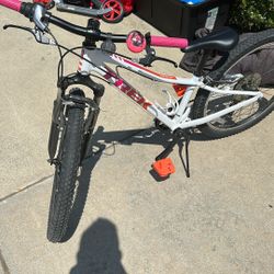 Trek Precaliber 24” Bike