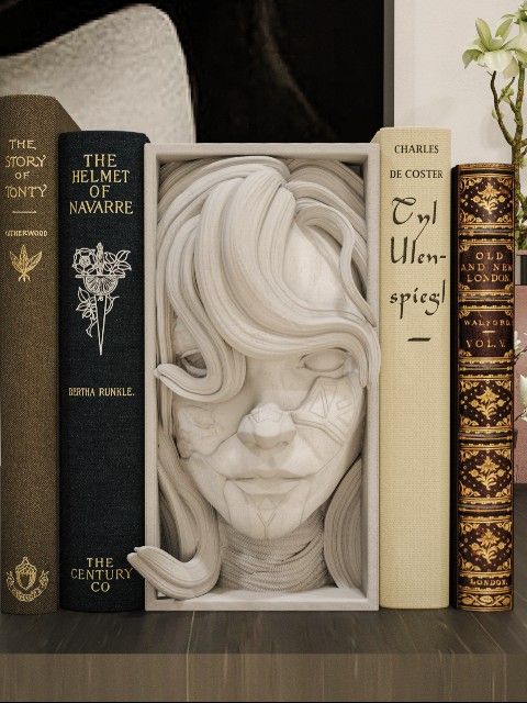 Alicia Monster Fantasy Bookend Horror Book Nook
