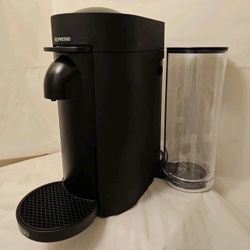 Breville Nespresso VertuoPlus Coffee Maker (BNV420GRY1BUC1)