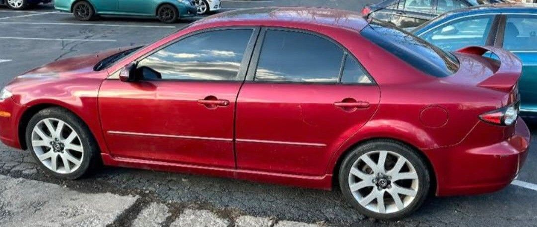 Mazda 2006 