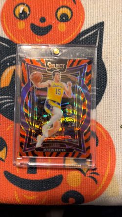 Austin Reaves Panini Select Lakers Trading Card