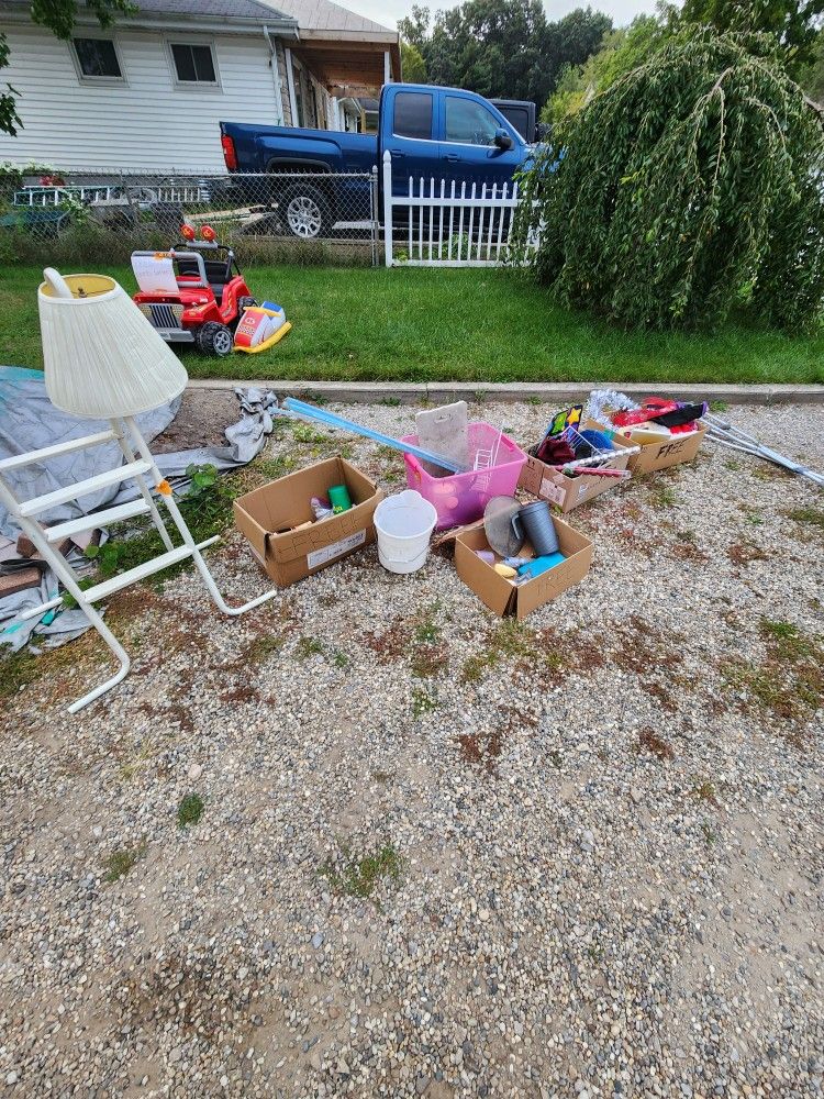 FREE Get It Before The Rain Comes