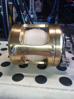 Shimano Tiagra 16 2-Speed Fishing Reel