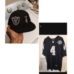 D.Carr Raiders Jersey+ Cap..Xl