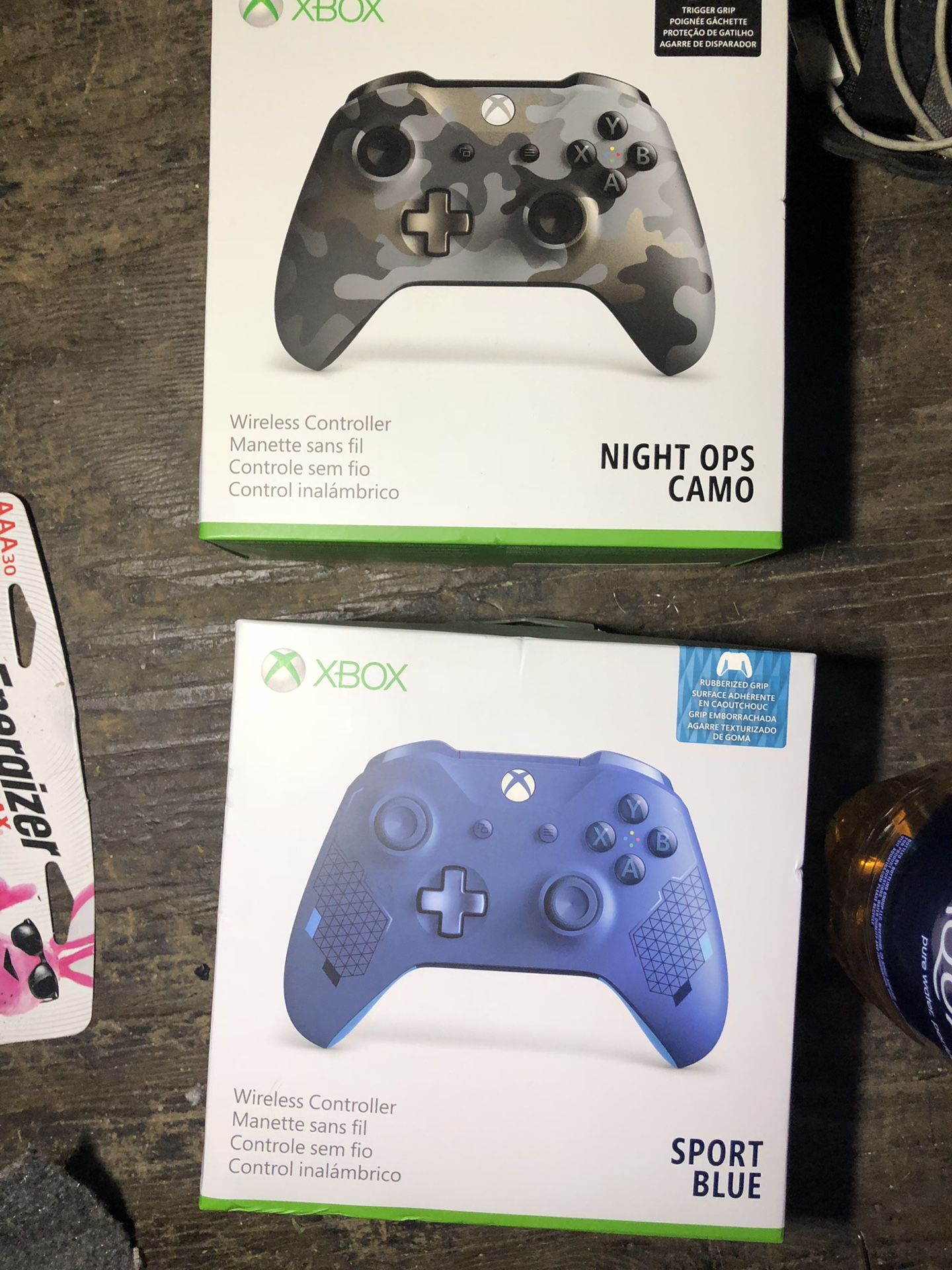Xbox one wireless controllers