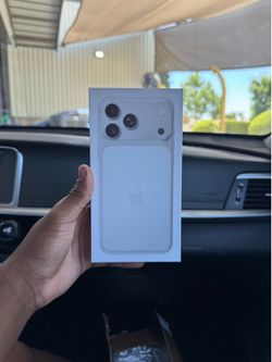 iPhone 17 pro max