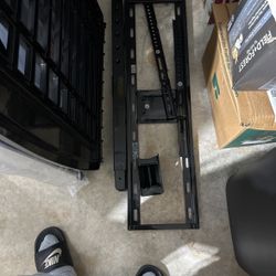 Tv Mount Up To 39 Inches