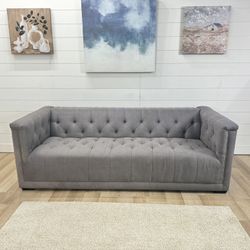 Tufted Couch Gray