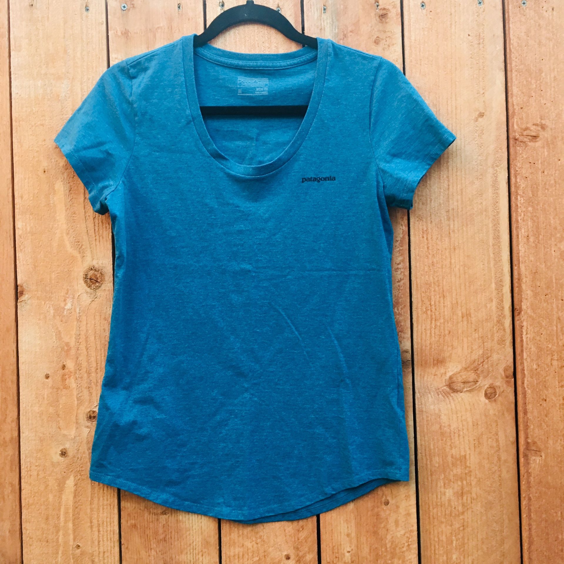 Patagonia T-shirt Women’s Medium Slim Fit