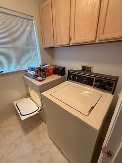 Washer & Dryer Kenmore Like New