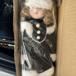 porcelain fashion doll, 1980s