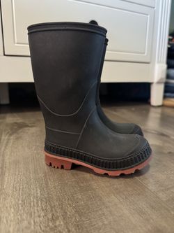 Toddler Rain Boots (size 5-6)