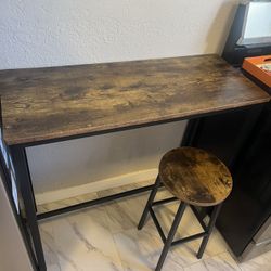 Table With Stool 