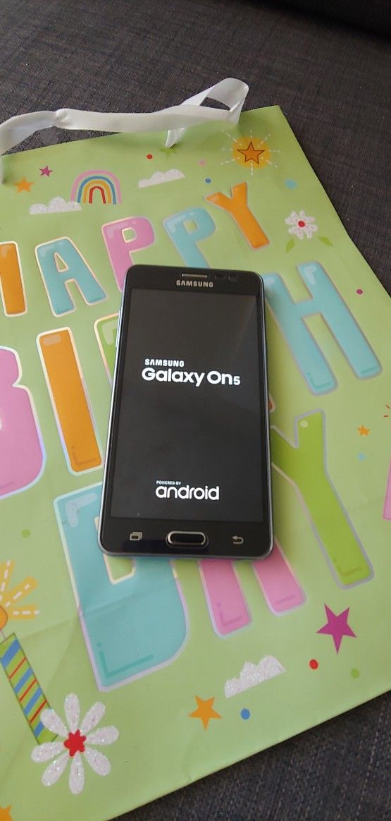 SAMSUNG GALAXY ON 16GB Android Phone Unlocked Liberado Cualkier Compania USA South America Mexico Panama Metro Att Telcel