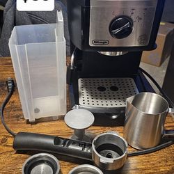 Expresso And Capuchino Machine 