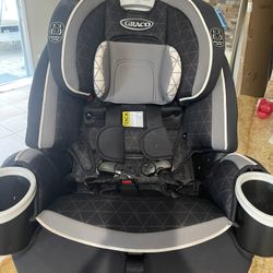 Graco 4Ever DLX 4-in-1 Convertible Car Seat
