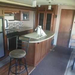 VIBE 28 FT RV