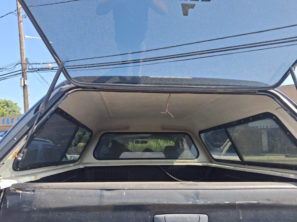 Camper