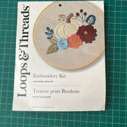 Loops and Threads Embroidery Kit 