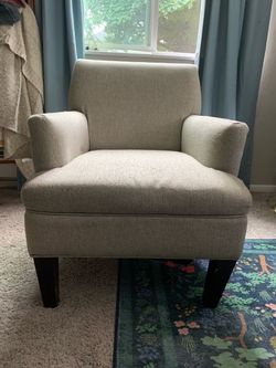 Free arm chair