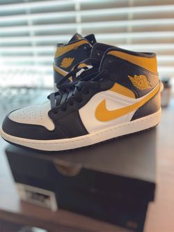 Jordan 1 retro Mid size 12 men