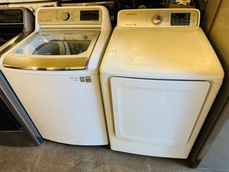 LG Washer & Samsung Dryer Set – Clean & Functional