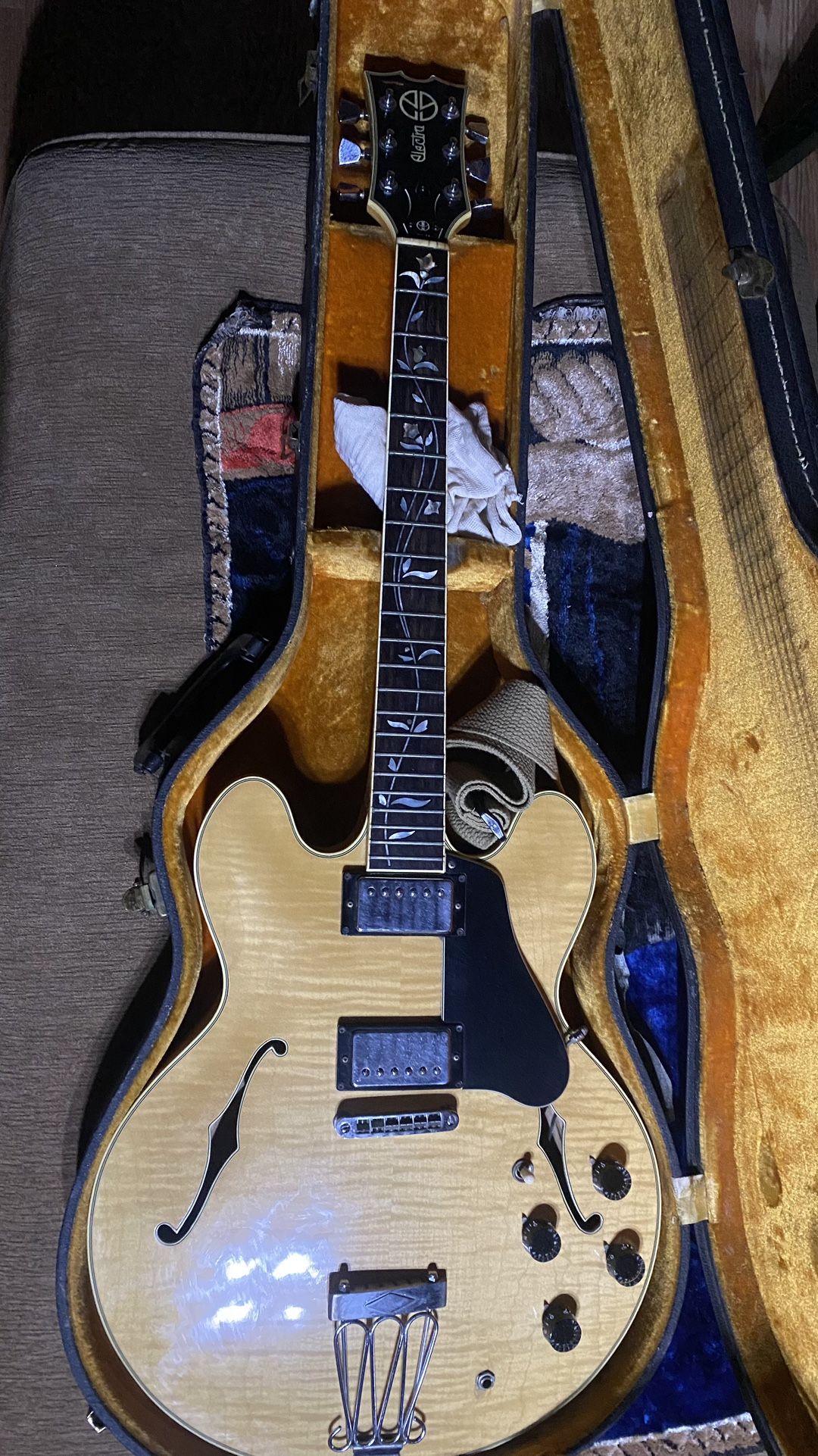 Electra Maple Pro Model 2267 Flame Maple