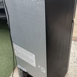 Hisense Mini Fridge