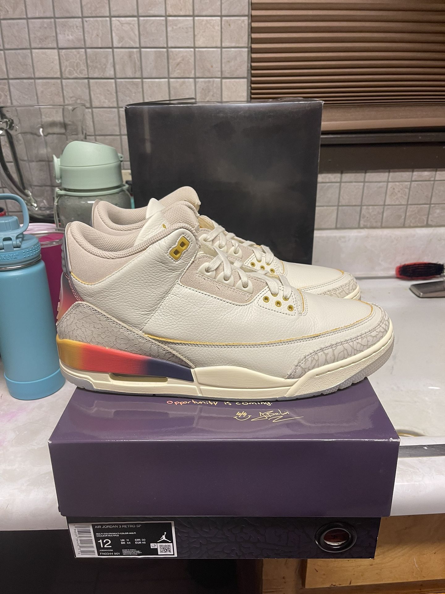 Air Jordan Retro J Balvin Nike Stockx Air Jordan Retro J Balvin - Main Image