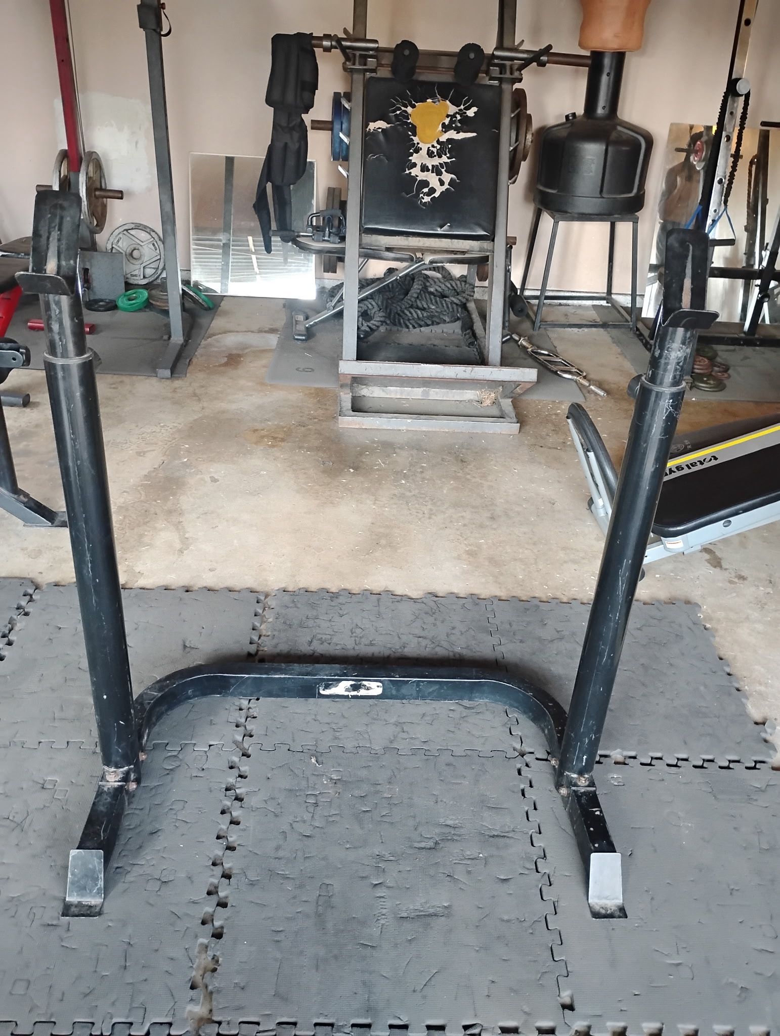 Weight Lifting Frame