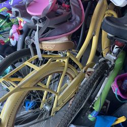 Huffy Beach Cruiser 