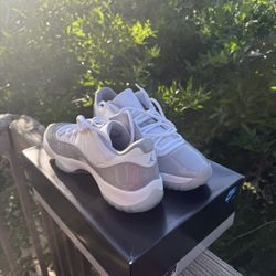 Air Jordan 11 Retro Low 'Cement Grey' Men’s Size 12