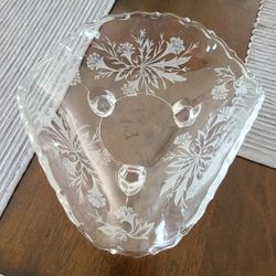Vintage Clear Etched Glass Diaplay Diah 