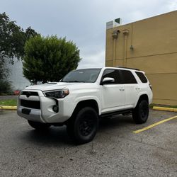 2019 TOYOTA 4RUNNER TRD