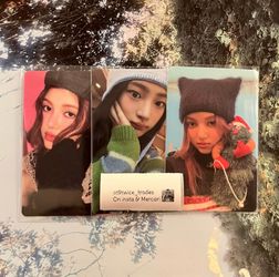 New Jeans photocards