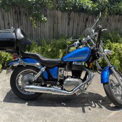 2016 Suzuki Boulevard S40