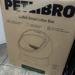 Petlibro Luma Smart Litter Box