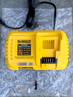 Dewalt 20v New Fast Charger ( 50$ Firm )