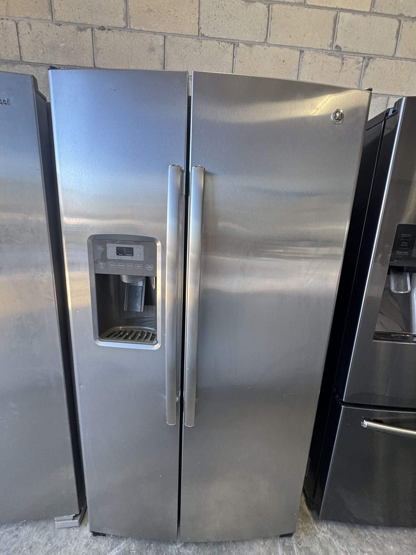 Refrigerator Black Friday Special 