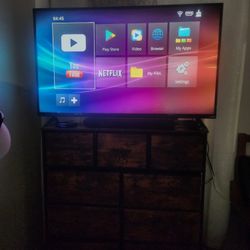 Smart TV Soundbar and stand