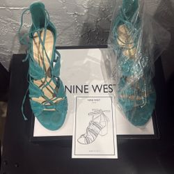Nine West: NWGENIE (DK TURQ SU) Size: 8.5