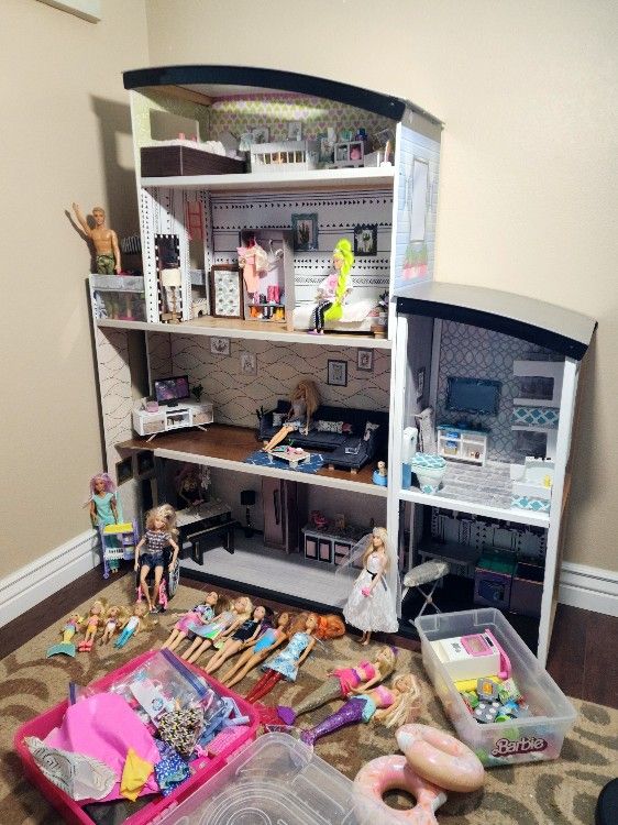 Barbie Lot